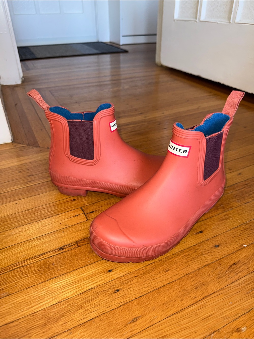 Hunter Chelsea Rain Boots